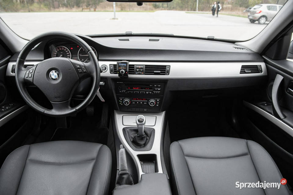BMW 320 LCI 320d 143 Super Stan Opłacona manualna