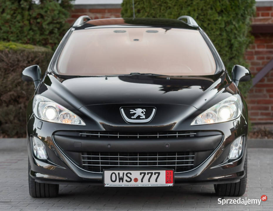 Peugeot 308 SW Platinium 16T 175 Full Super Stan światła przeciwmgielne Zwoleń
