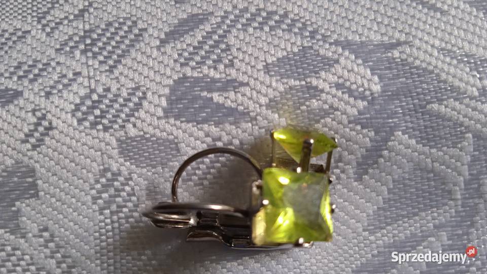 POSREBRZANE KOLCZYKI Z SELEDYNOWĄ DOMINANTĄ Biżuteria dla Pań Piła