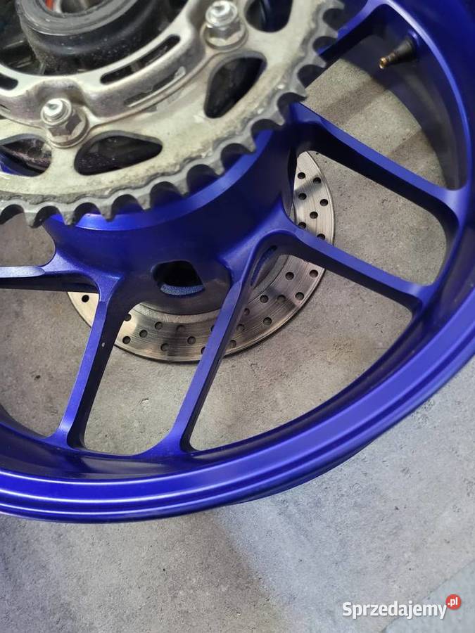 YAMAHA MT 09 MT09 MT09 FELGA TYŁ TYLNA TARCZ OEM Średnica 17" Nowy Tomyśl sprzedam