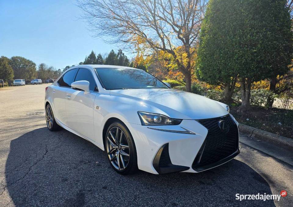 Lexus IS 300h Premium Komfort ta Oszczędność 250cm3 Wrocław