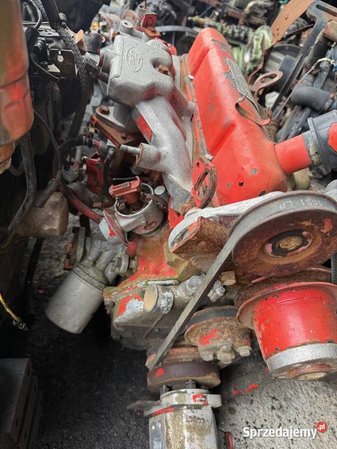 silnik 4cylindrowy Ford 2274E 16l benzyna wózek Manitou Działoszyn