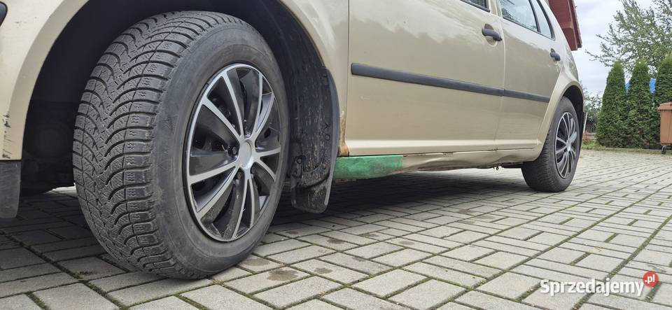 VW GOLF 4 HATCHBACK 1600 BENZYNAGAZ elektryczne szyby Głogów