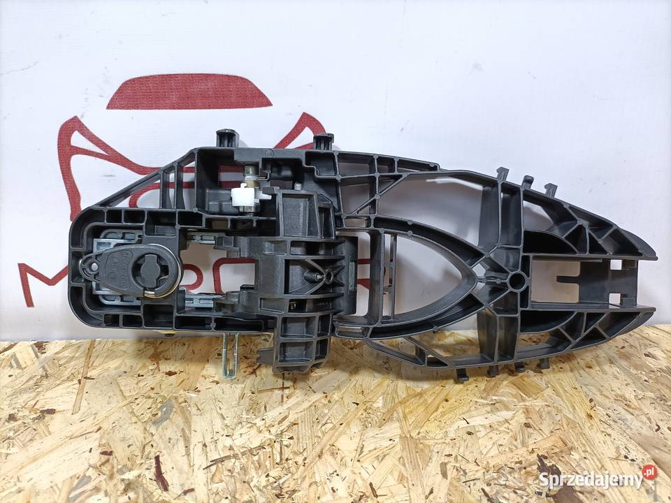 FORD PUMA UCHWYT MOCOWANIE STELAŻ KLAMKI DRZWI Pleszew