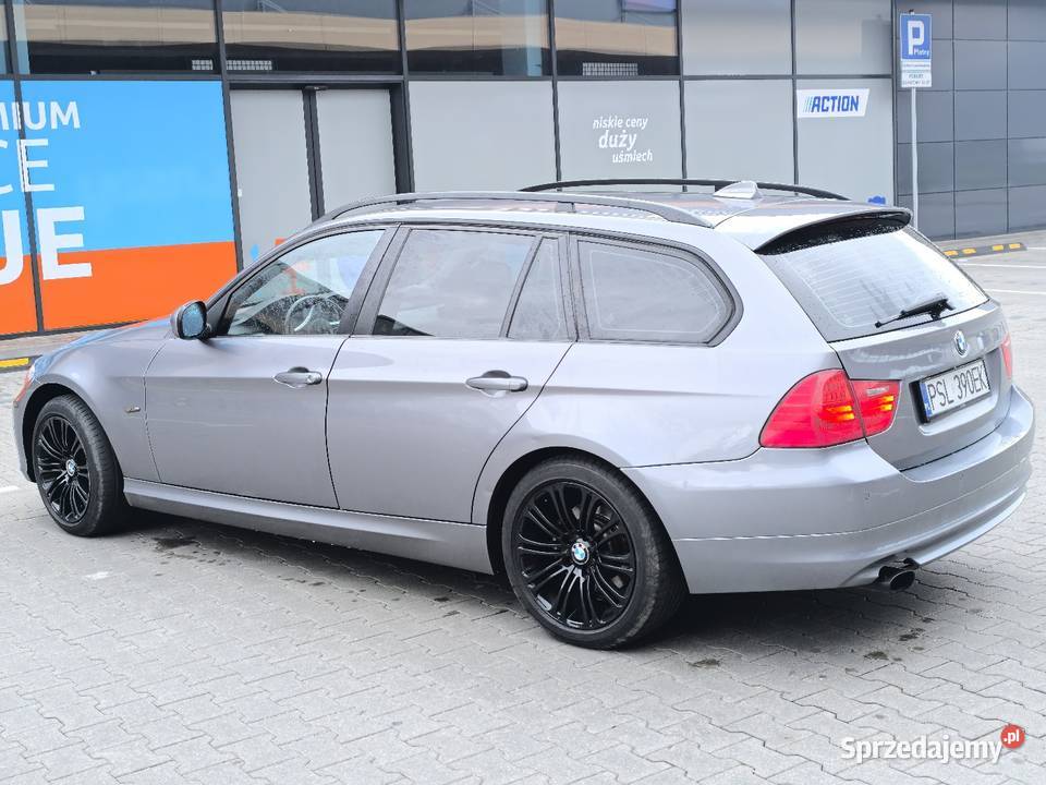 Sprzedam BMW E91 2009r Lift 318D 143