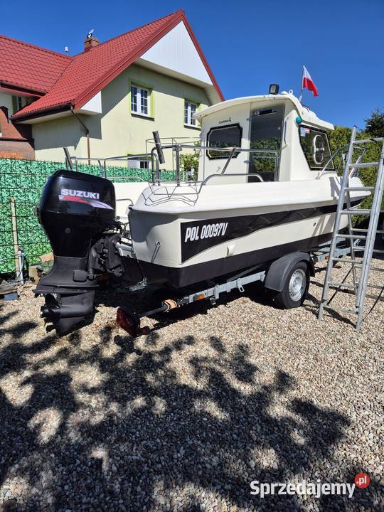 Pilothouse łódz motorowa Ultramar 550 przyczpa Kołobrzeg