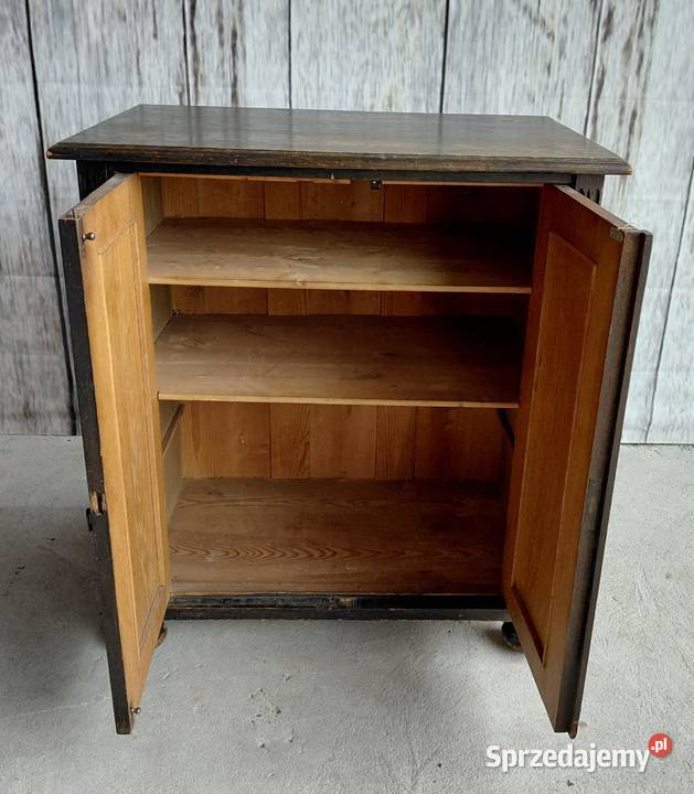 komoda drewniana 910 Komody