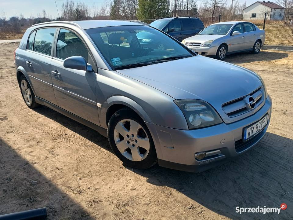 Opel Signum 22 B 155 2003r 2200cm3 Radom