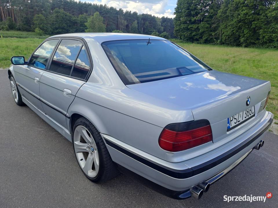 BMWE38 735i V 8 Shadowline Wronki