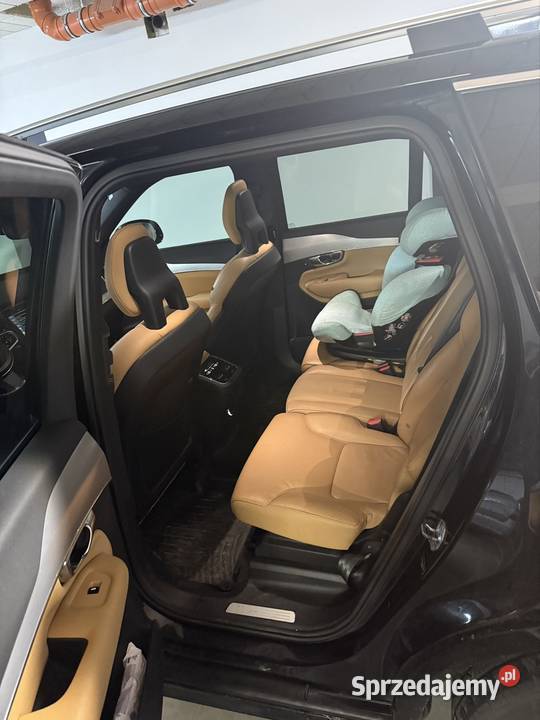 Volvo XC90 T6 4x4 piękne czarne z miodową skórą Kraków sprzedam