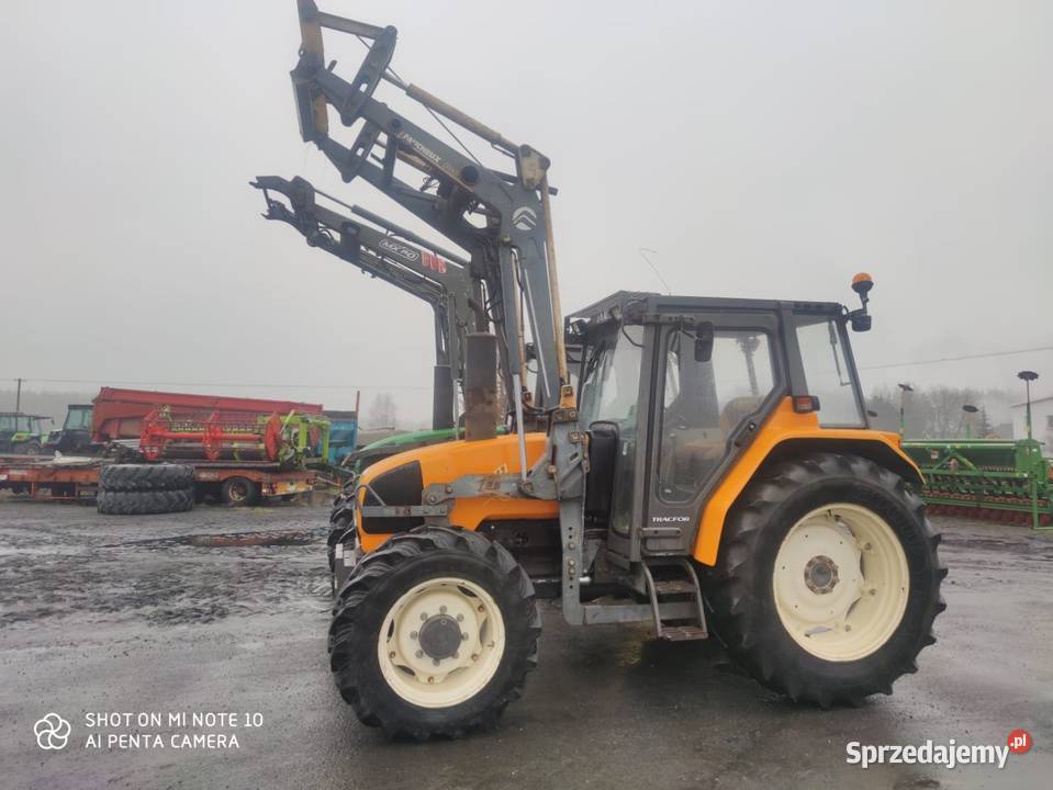 Ciągnik John Deere 3300 Czersk