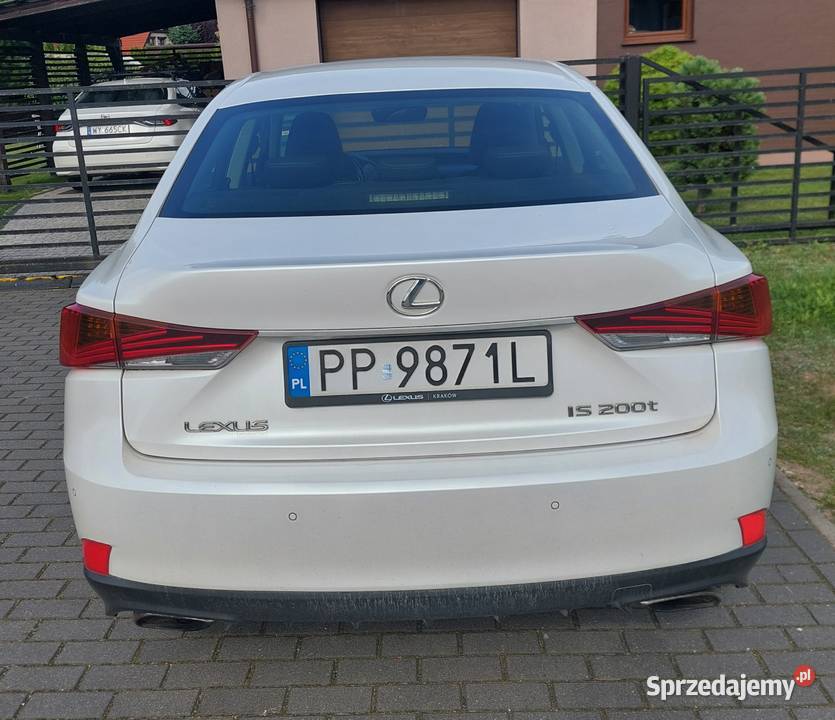 Lexus IS 200 T z listopada 2017 r polski salon