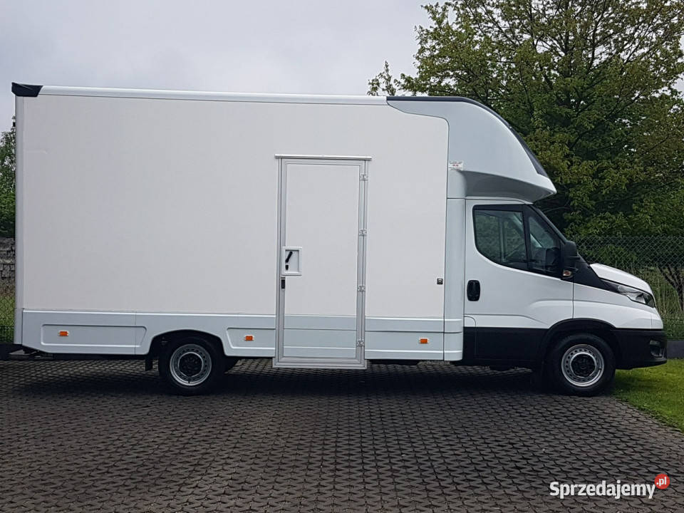 Iveco Daily KONTENER NISKOPODŁOGOWY 444x223x242 wielofunkcyjna kierownica Iveco Poręba