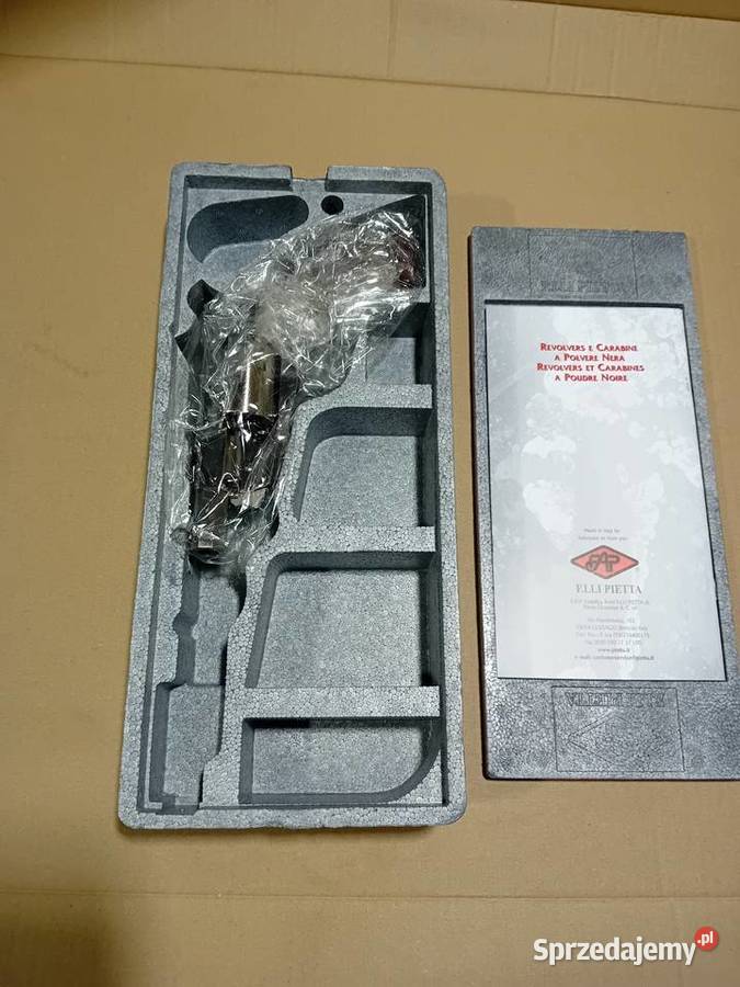 Rewolwer czarnoprochowy remington