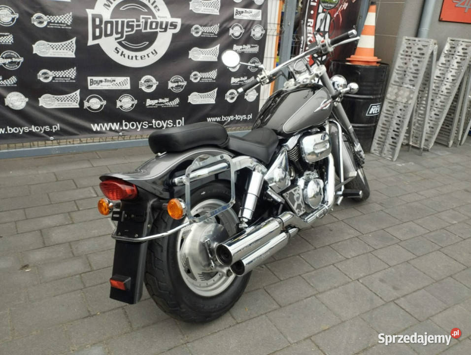 Suzuki VZ Suzuki VZ 800 benzyna