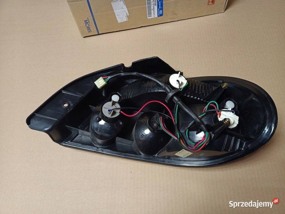LAMPA TYŁ TYLNA LEWA KIA SEPHIA II LIFT 19982001 Części samochodowe świętokrzyskie Skarżysko-Kamienna