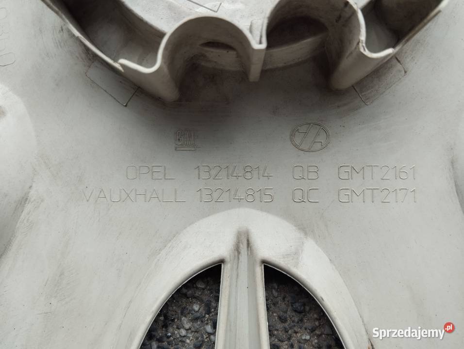 Kołpak Opel 15 CorsaD sztukę 13214814QB sprzedam