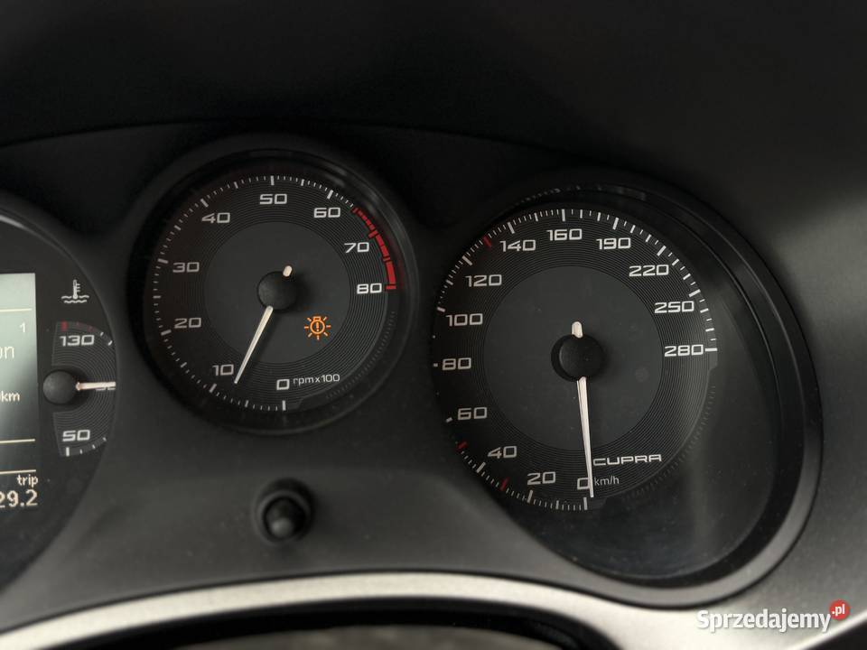 Seat Leon CUPRA 20 benzyna 240 2009r lift 18 Kadzidło