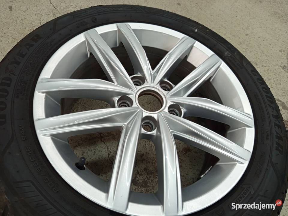 Alufelga golf7 passat b8 16 orginalna Rzeszów sprzedam