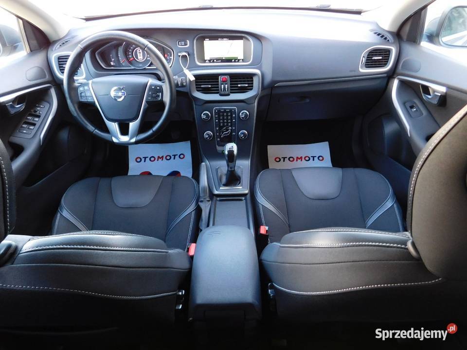 Volvo V40 Momentum Bezwypadkowy Zamość