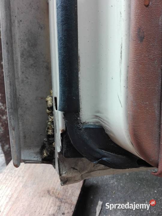 Mercedes W124 drzwi tył prawe lewe kombi 124 Karoseria