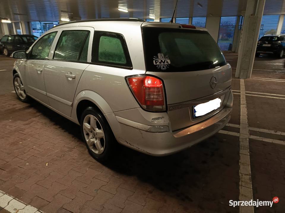 Opel Astra 2007 welurowa tapicerka Gniezno
