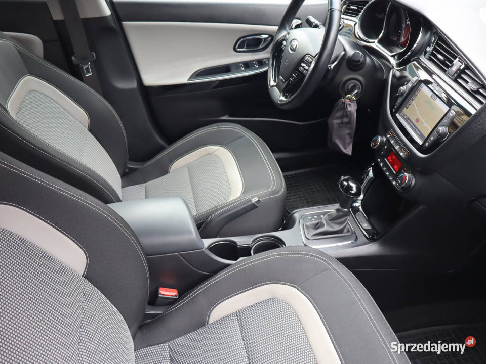 Kia Ceed 16 CRDi 4/5