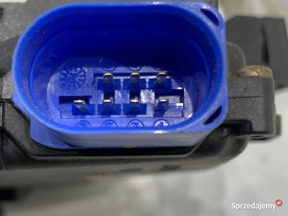 ZAMEK DRZWI LEWY TYŁ VW GOLF V Hatchback osobowe Zamki, wkładki i kluczyki podkarpackie