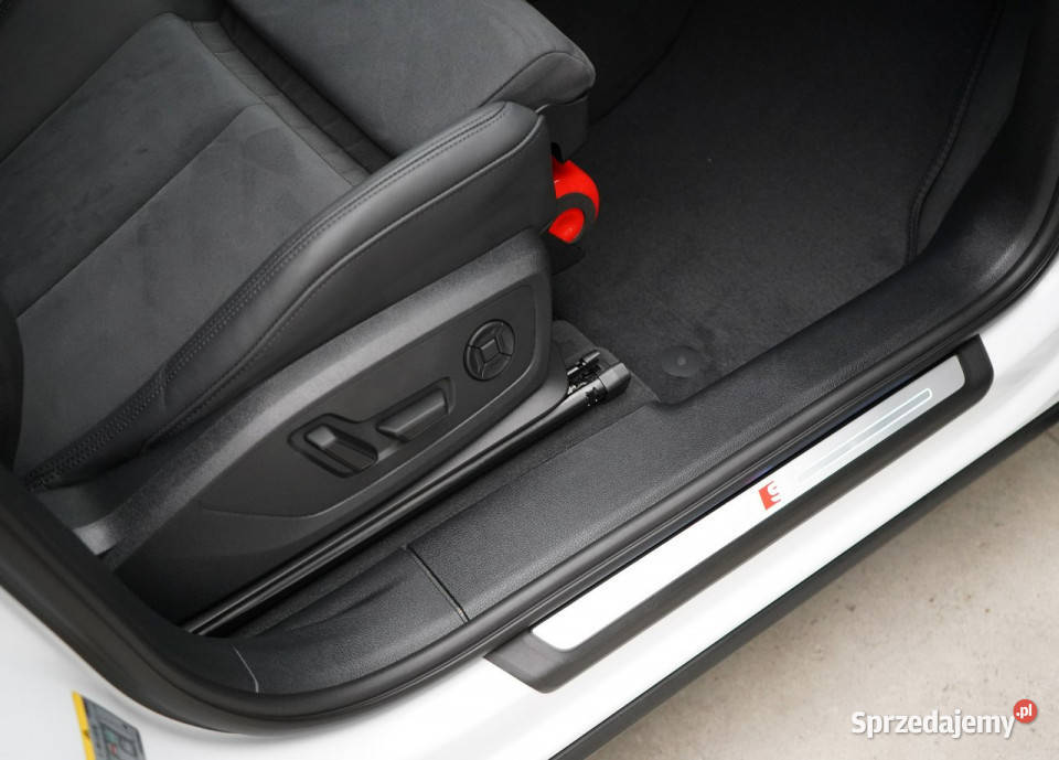 Audi Q3 Sportback 35TFSI 150 MANUAL Sline Kamera aluminiowe felgi świętokrzyskie Kielce