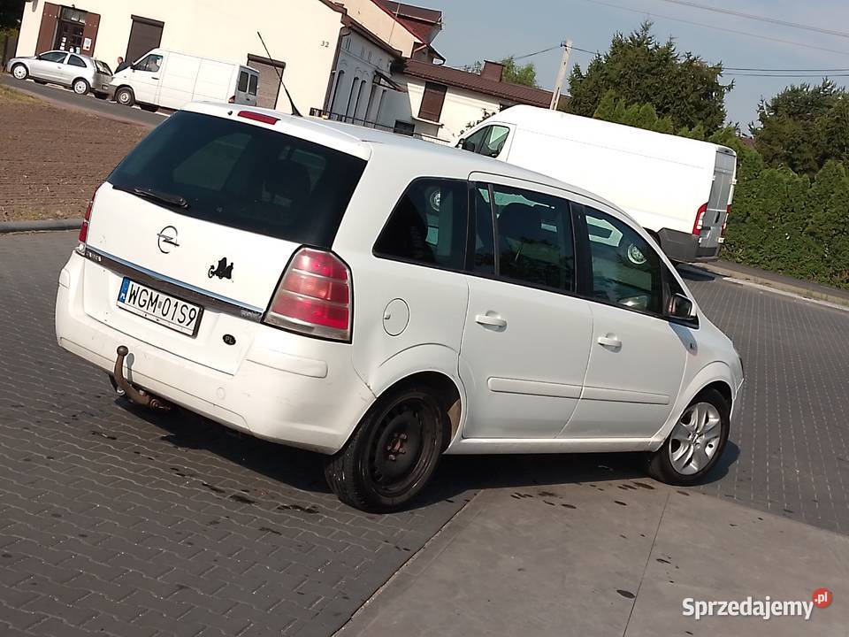 Opel Zafira B 7osobowy diesel 19 105 łódzkie