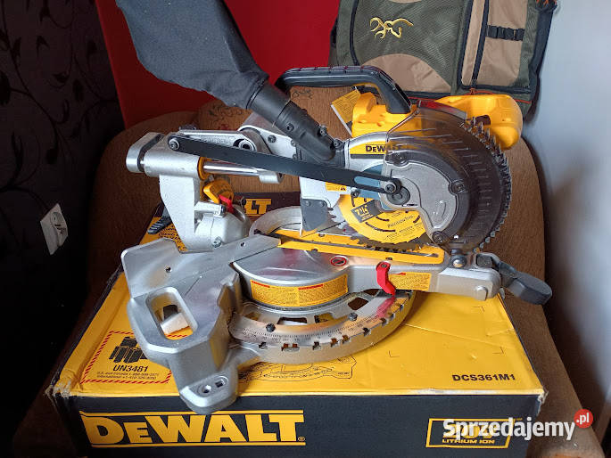 Piła ukośna na teleskopach DeWalt 1820 V z USA Toruń