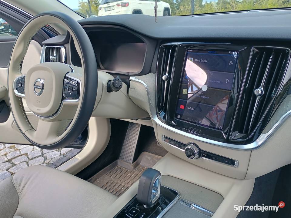 Volvo V60 B3 Core Rok produkcji 2023 Warszawa sprzedam
