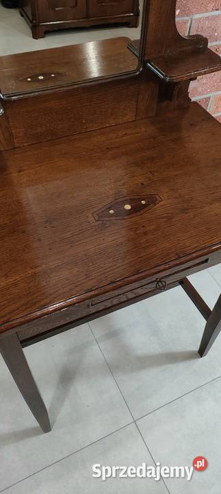 Piękna toaletka dębowa Łagów