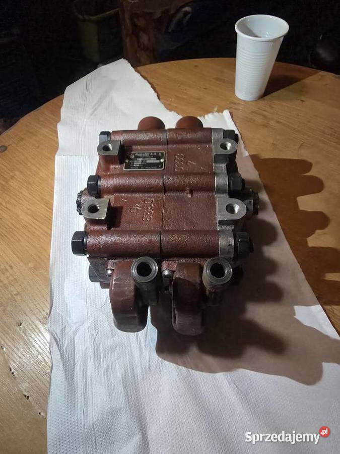 Rozdzielacz 2sekcyjny HYDROTOR Tuchol Nysa