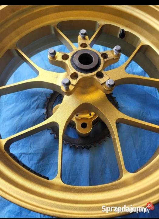 Aprilia TUONO V4 1100 rsv 2016 felga tył tylna sprzedam