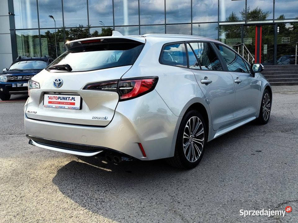 Toyota Corolla 2022r LED kamera asystenci NAVI Kraków