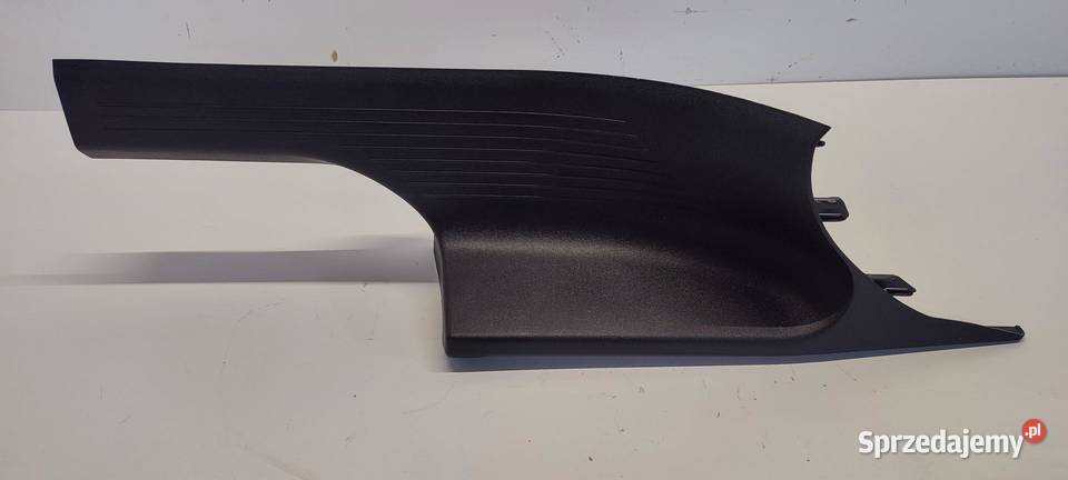 VW TAYRON OSŁONA PROGU PRAWY TYŁ 57H863736