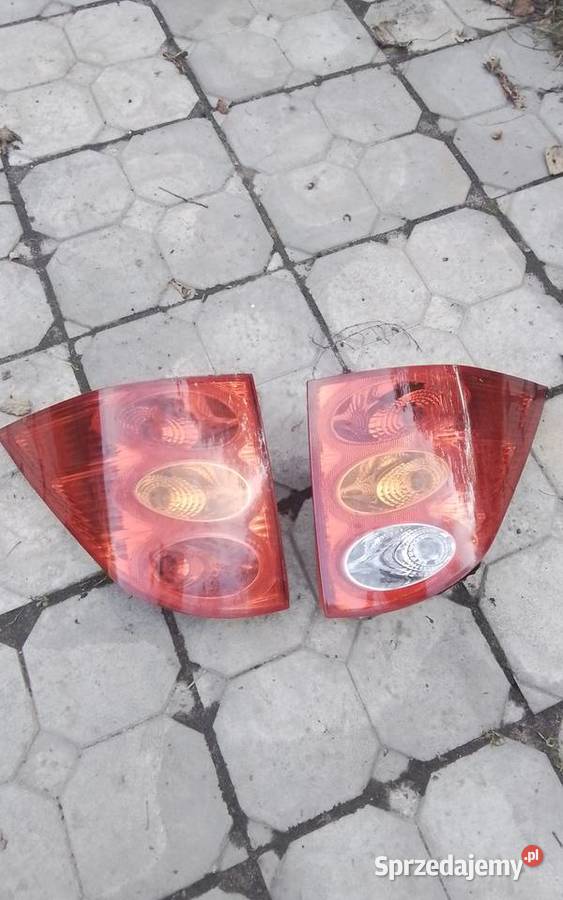 Lampy tylne tył P i L Peugeot 1007 Oświetlenie Tuszyn sprzedam