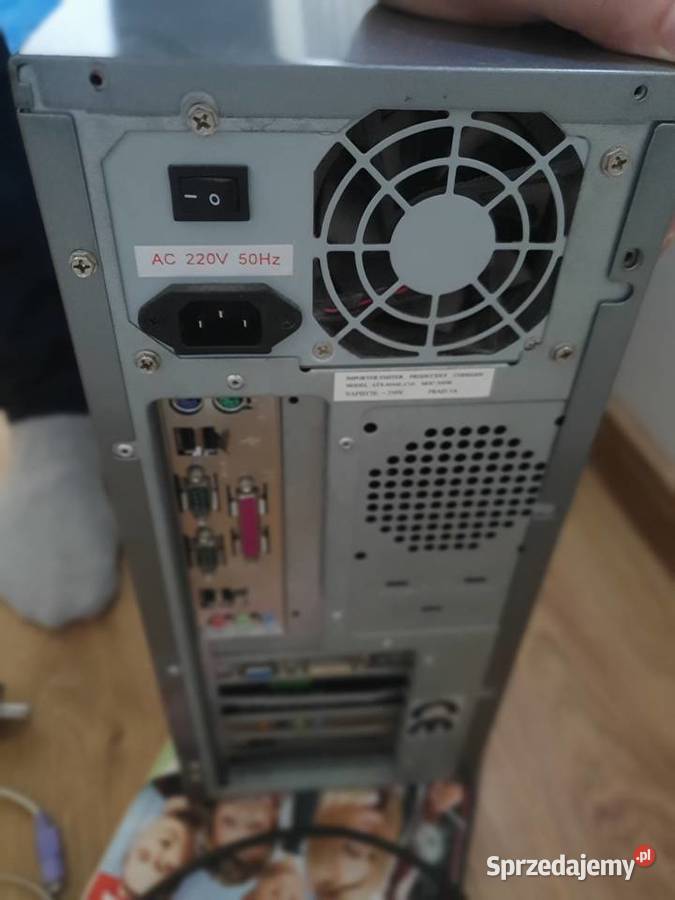 Komputer stacjonarny Retro PCRadeon 9000Sound Nidzica