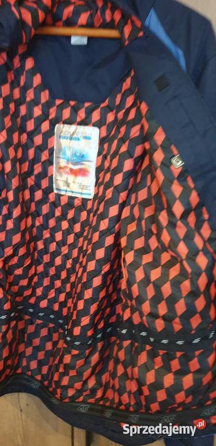 Sprzedam kurtkę 4F rozmia L