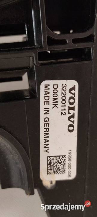 VOLVO V60 CC WIĄZKA KOMORY SILNIKA 2020 D4204 osobowe