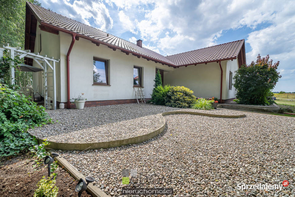 Dom wolnostojący sprzedam 18737m2 Deszczno