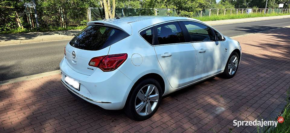 Opel Astra J 14 turbo 120 super stan tech immobilizer Czeladź