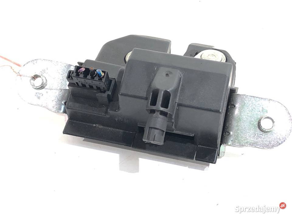 ZAMEK KLAPY TYŁ OPEL ASTRA K Inny 39021416 sprzedam