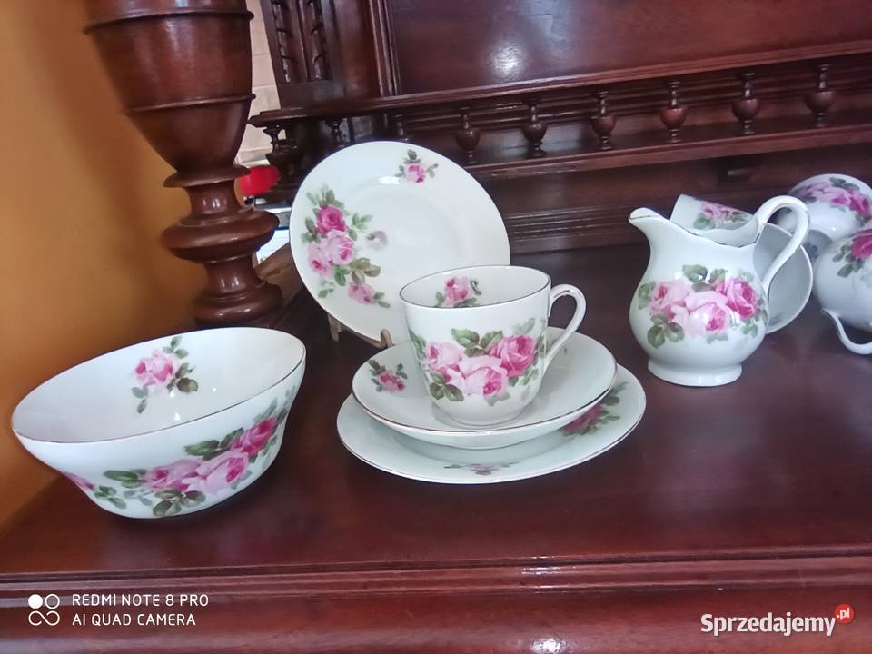 Serwis do kawy Na 6 osób Róże
Victoria sprzedam