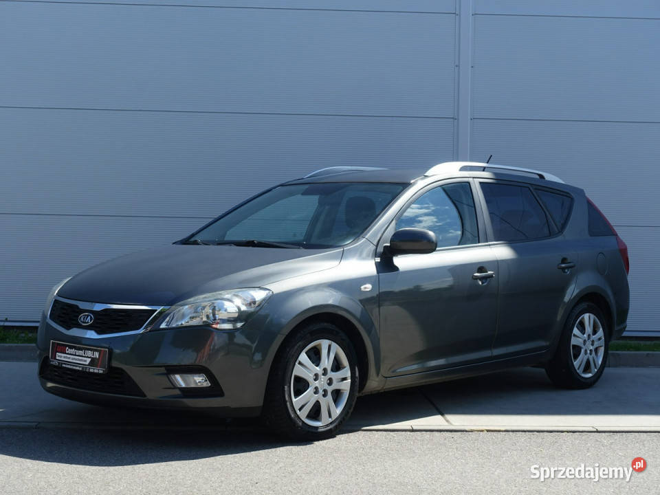 Kia Ceed 16 Ben125TelefonKlimatronikKsSerwisowe Rok produkcji 2010 lubelskie Lublin