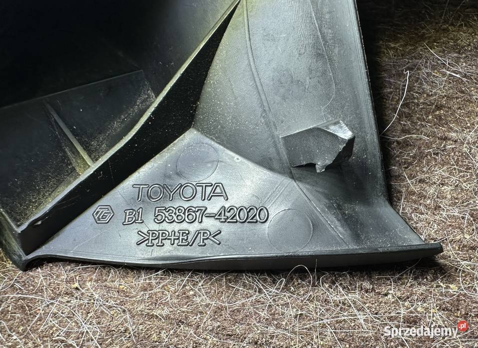 TOYOTA RAV4 IV LISTWA OSŁONA BOCZNA PODSZYBIA Motoryzacja