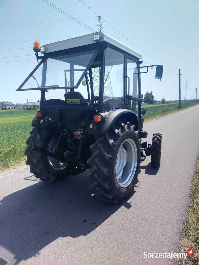 Ciągnik rolniczy FARMTRAC 6050 E 4 WD z kabiną Łęczyca