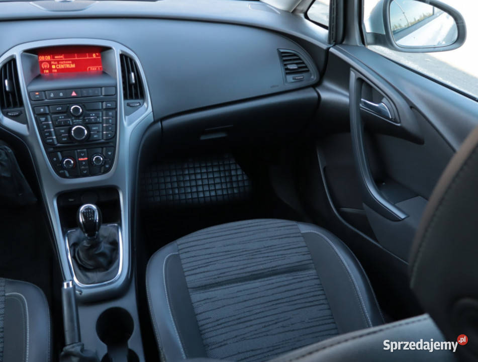 Opel Astra 14 T LPG srebrny Lublin