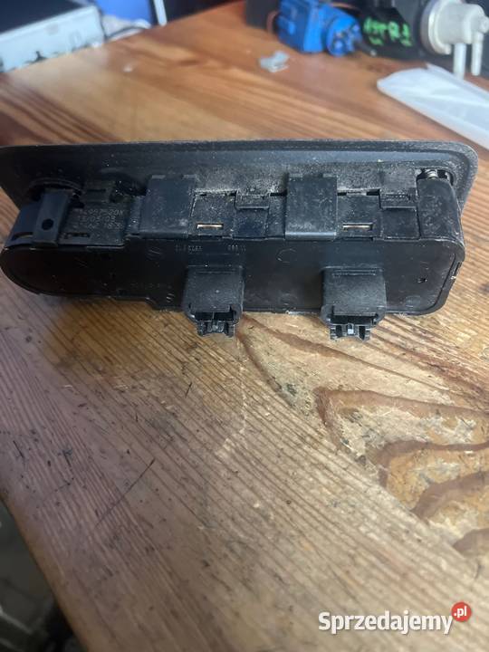 Panel sterowania szybami peugeot 807 osobowe Panele sterowania, przełączniki Margonin
